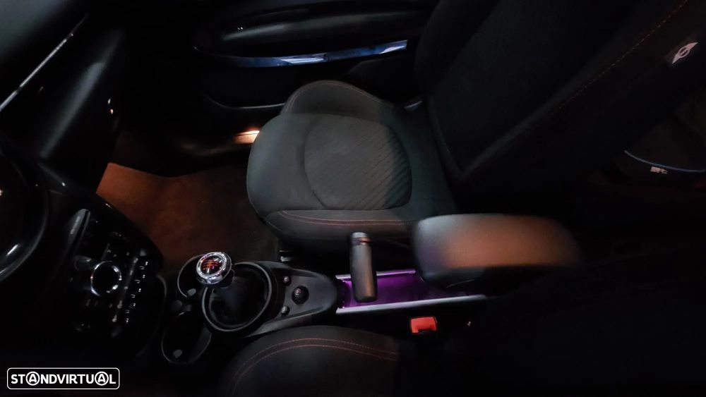 MINI Paceman Cooper D - 18