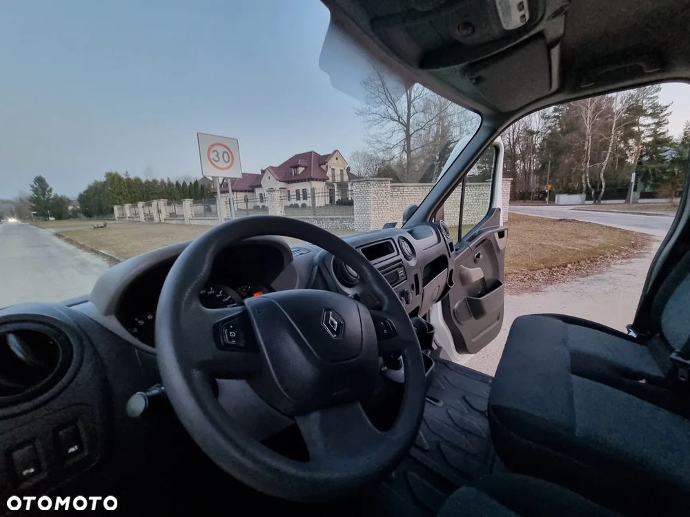 Renault Master - 25