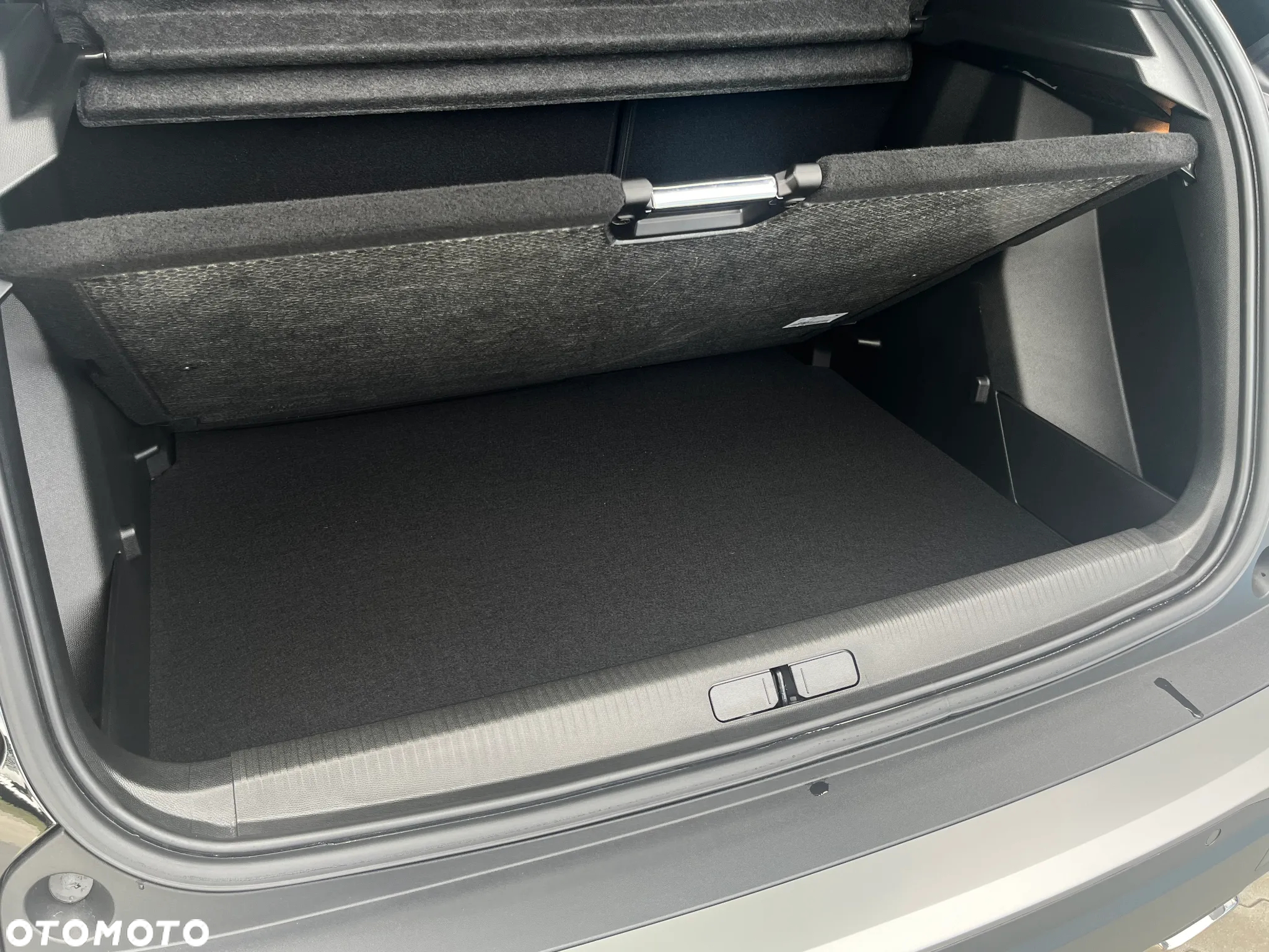 Peugeot 2008 PureTech mHEV GT e-DCS6 - 40