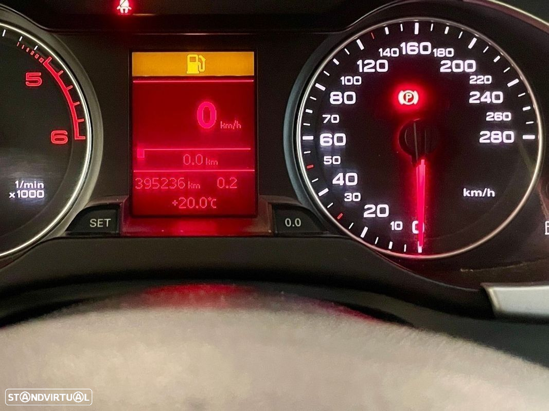 Audi A4 Avant 2.0 TDI exclusive - 12