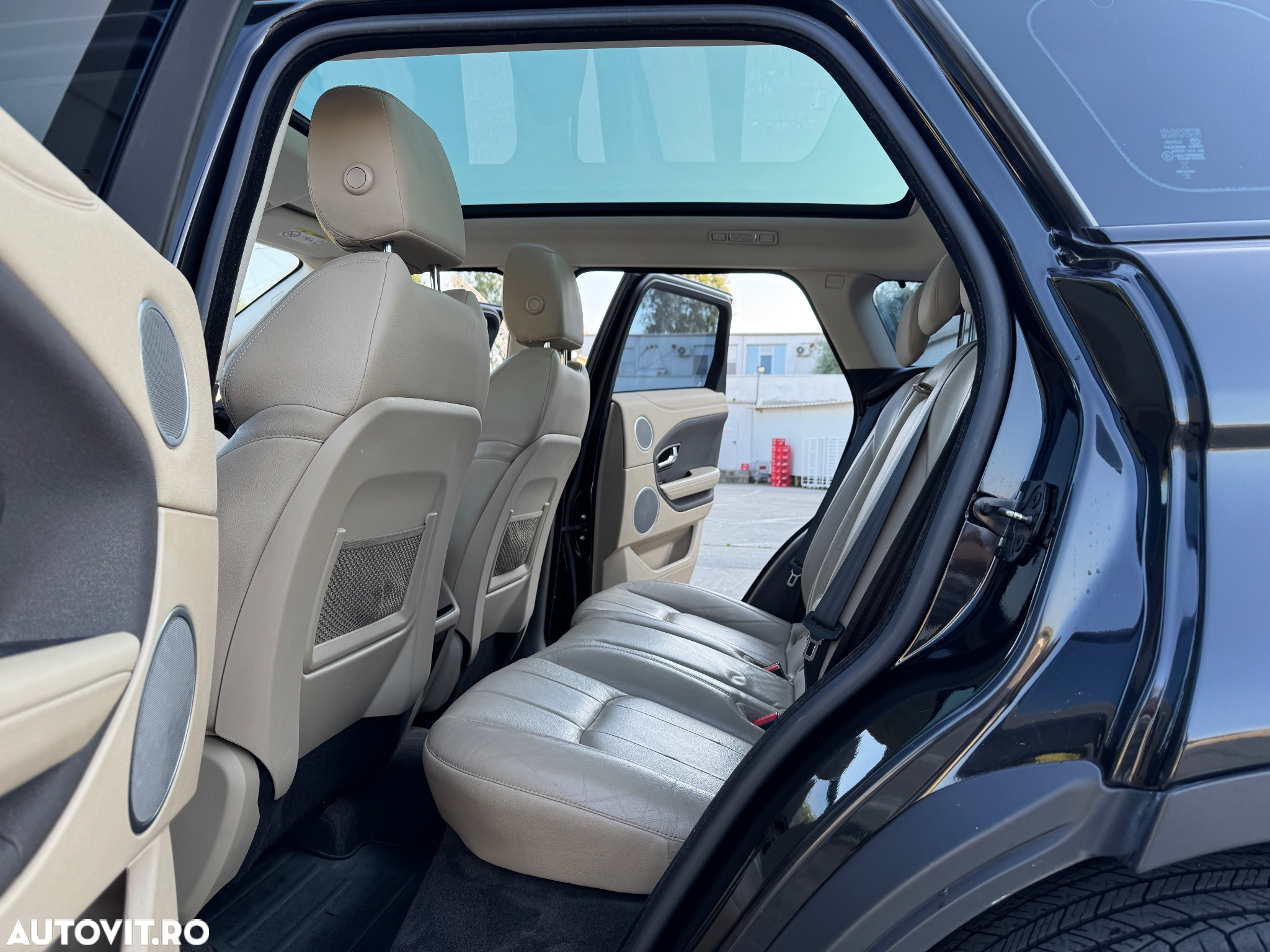 Land Rover Range Rover Evoque - 13