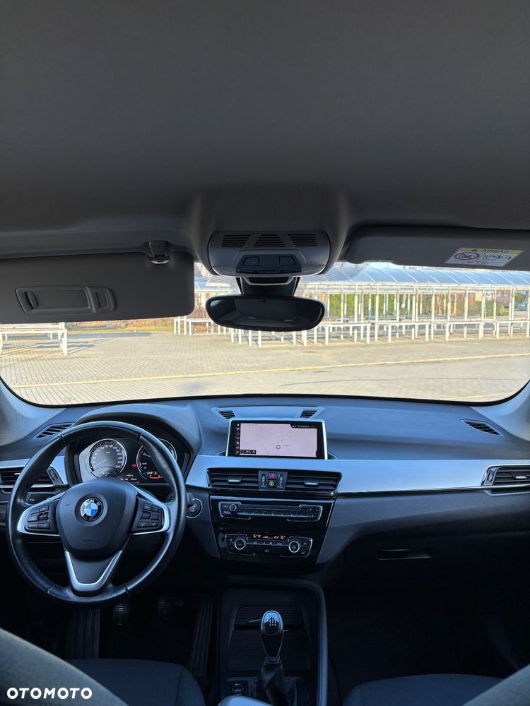 BMW X1 sDrive16d - 16