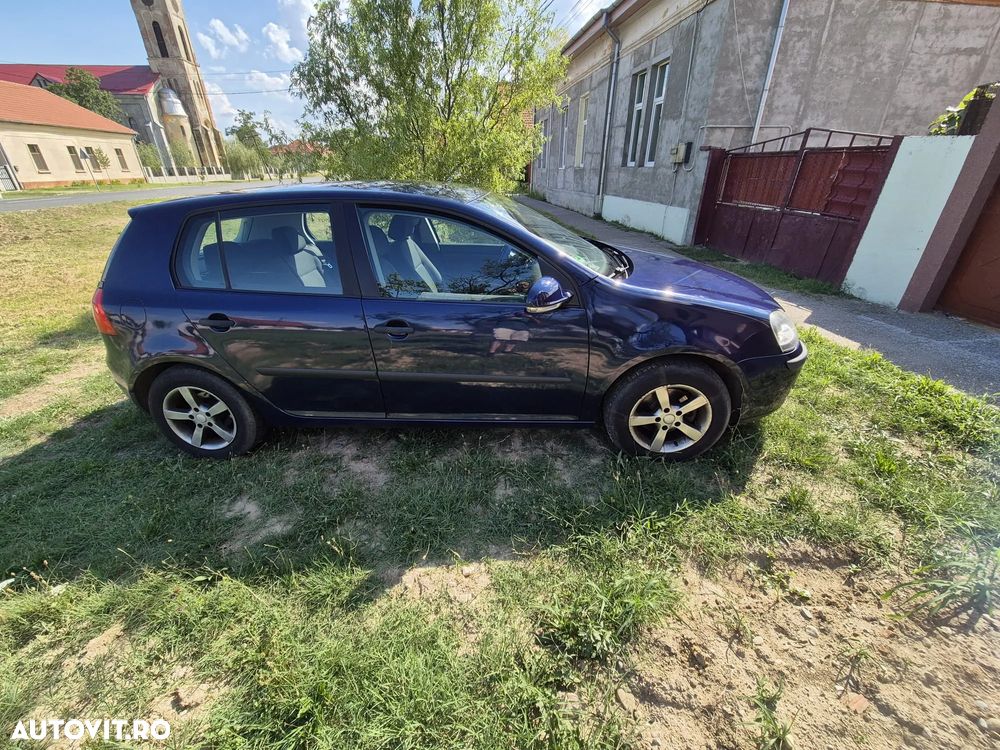 Volkswagen Golf 1.6 Comfortline - 4
