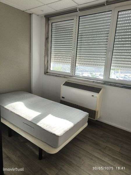 Estúdio  Pontinha para um só  Utilizador /a - Grande imagem: 2/7