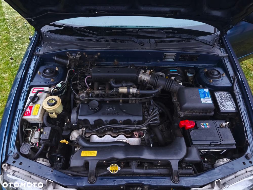 Hyundai Accent 1.3 GLS - 31