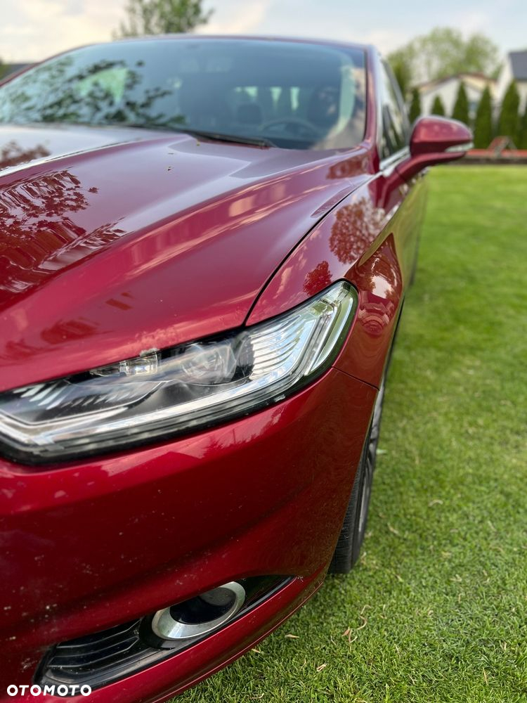 Ford Fusion 2.0 EcoBoost Titanium - 16