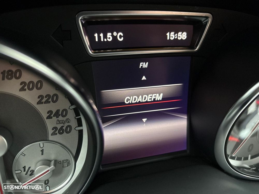 Mercedes-Benz CLA 200 CDI Urban - 25