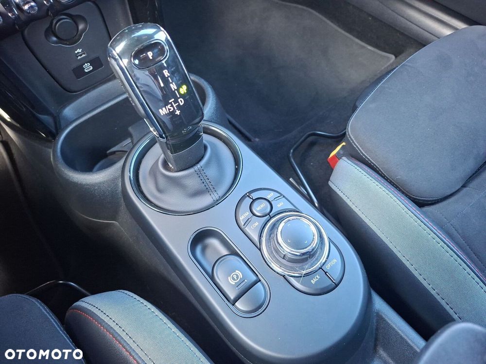 MINI John Cooper Works - 17