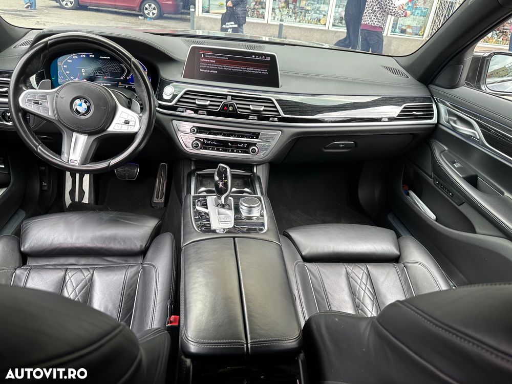 BMW Seria 7 730d - 24