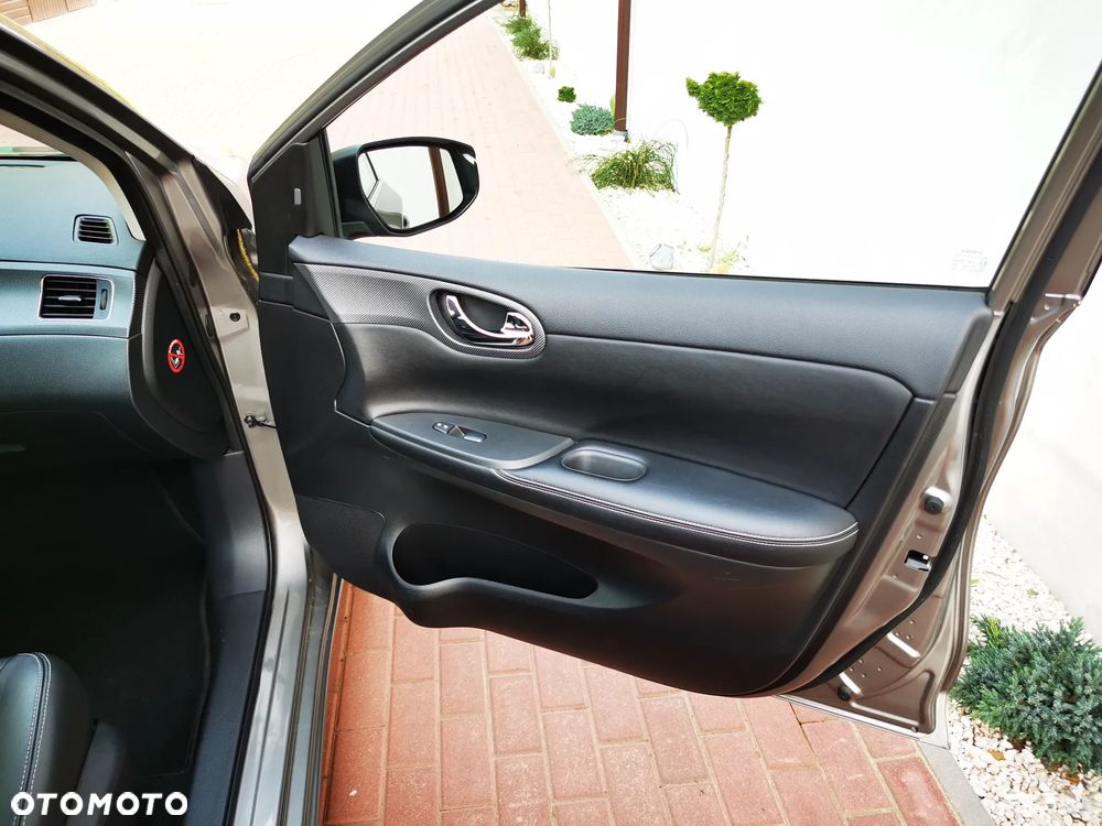 Nissan Pulsar 1.6 DIG-T Tekna - 18