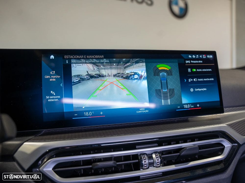 BMW 330 e Pack Desportivo M Pro Auto - 14