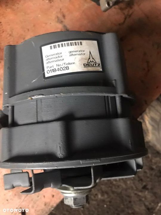 ALTERNATOR / GENERATOR DEUTZ 01184028 - 1