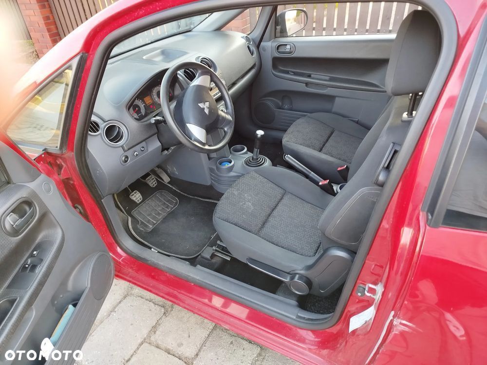 Mitsubishi Colt 1.1 - 7