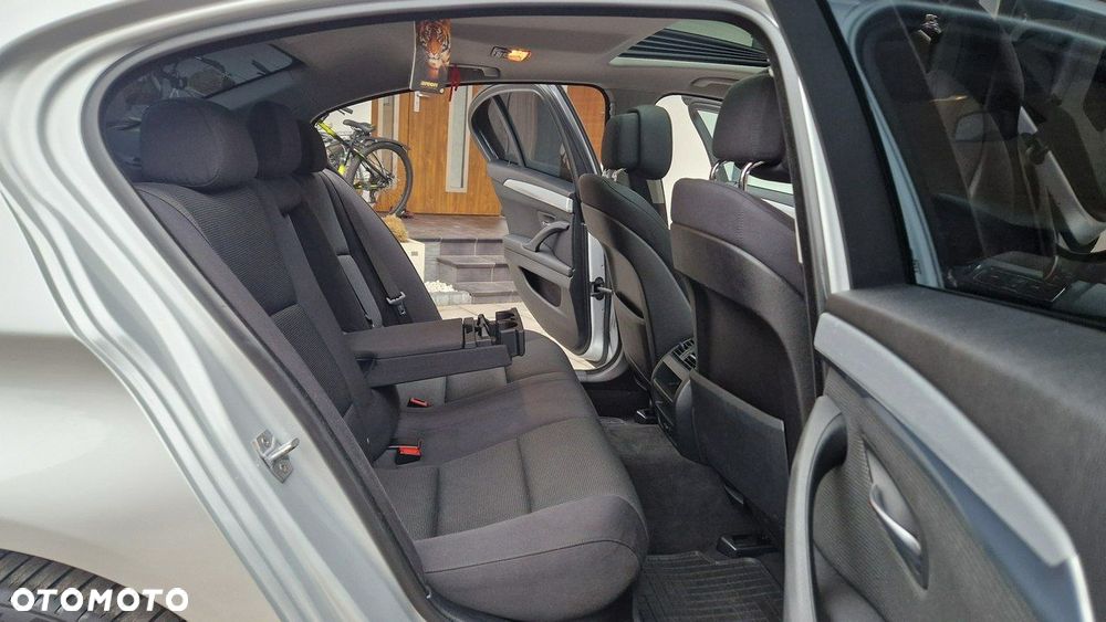 BMW Seria 5 - 21