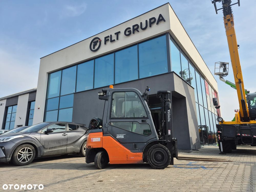 Toyota 06-8FG25F - 3