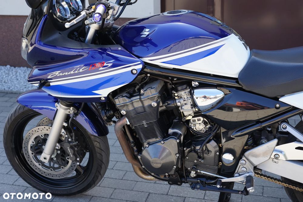 Suzuki Bandit - 27