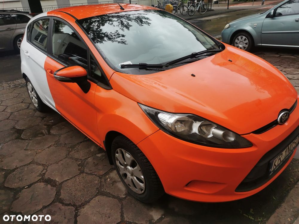 Ford Fiesta 1.4 Trend - 10