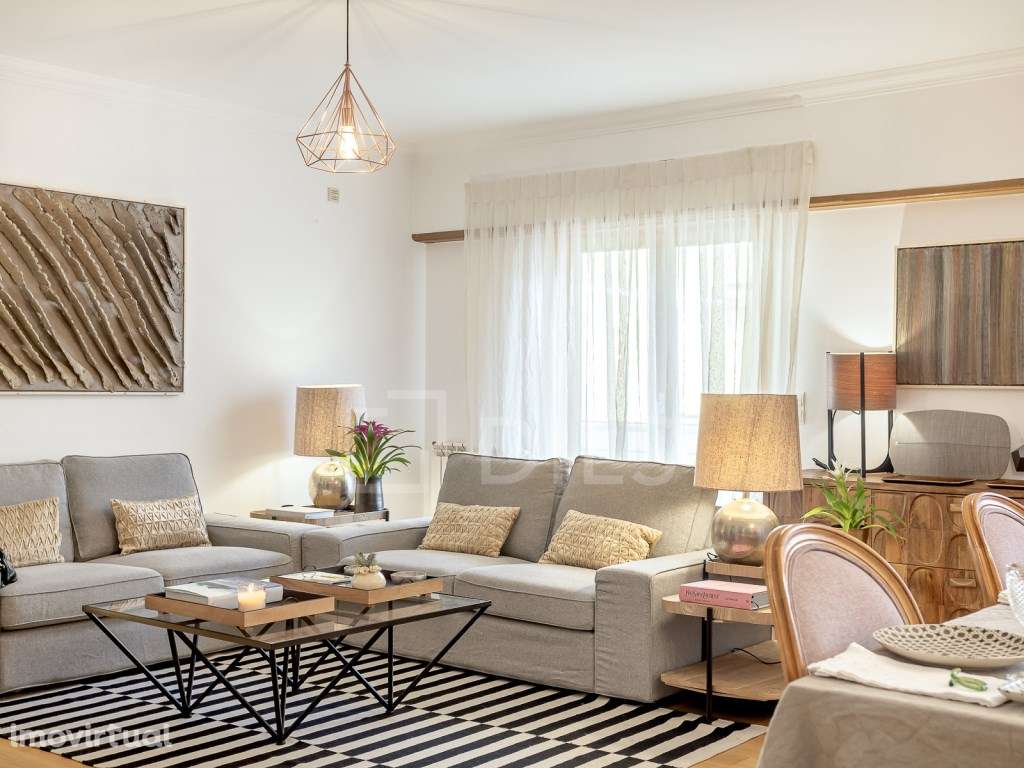 Moradia T4+1 em Cascais, com jardim privativo e piscina em condomínio - Grande imagem: 2/35