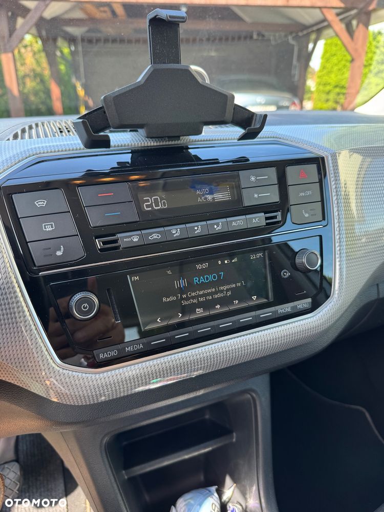 Volkswagen up! e-up - 10