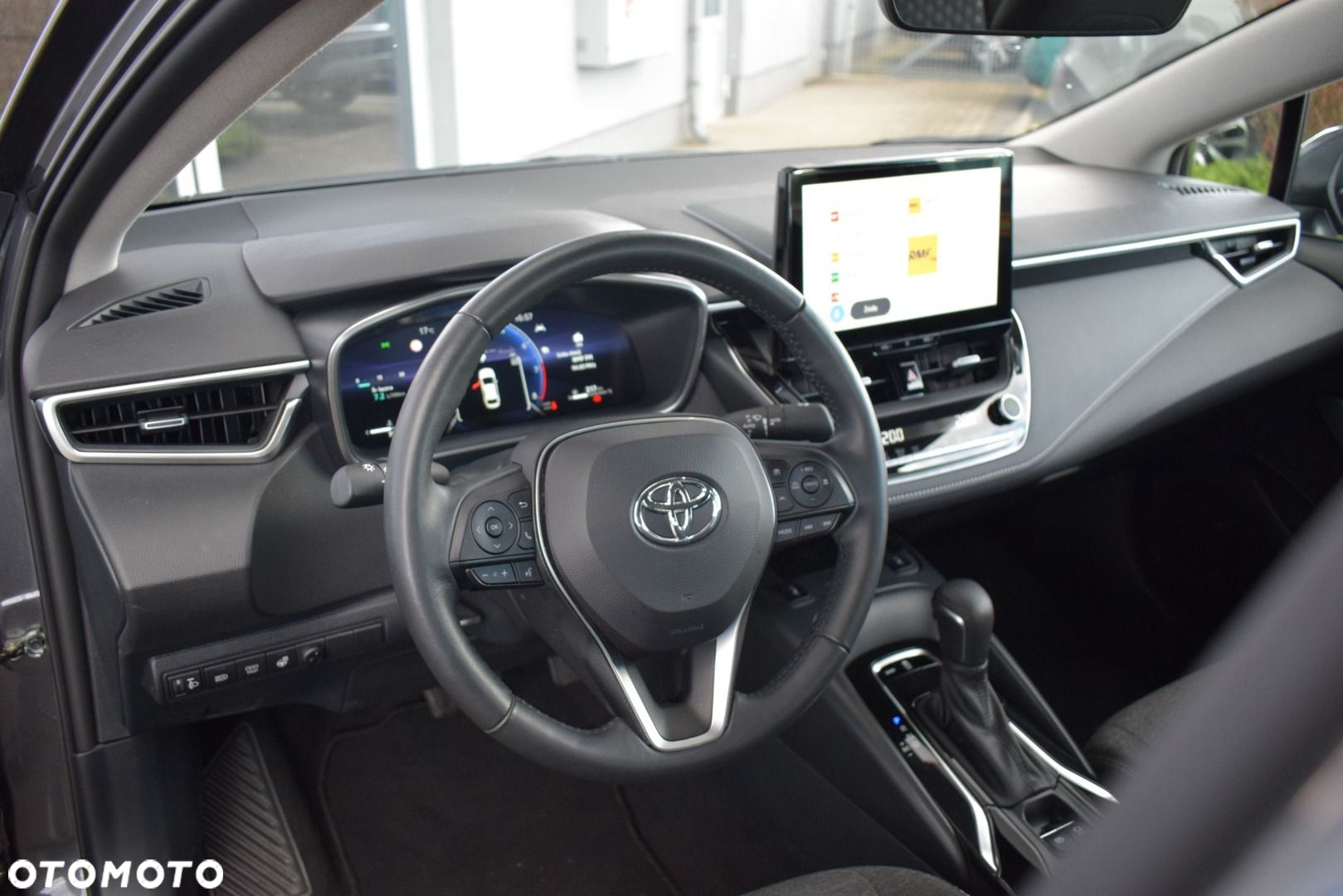 Toyota Corolla - 12