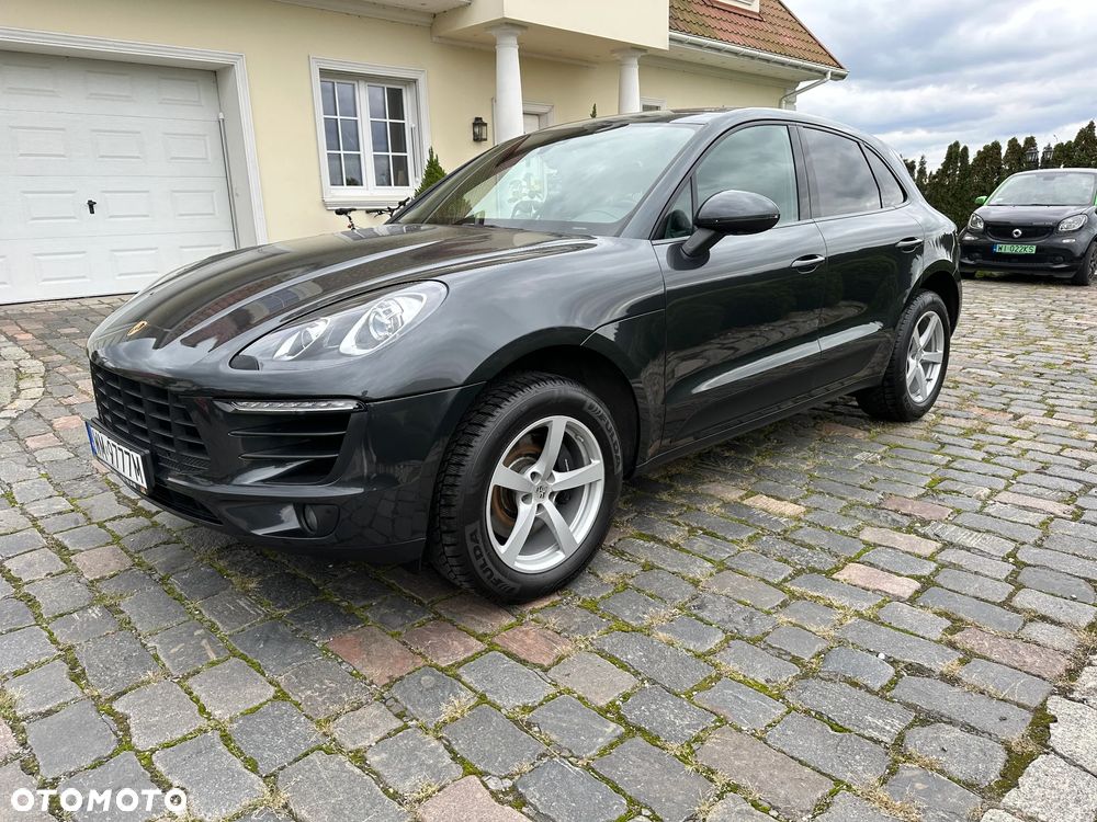 Porsche Macan Standard - 1