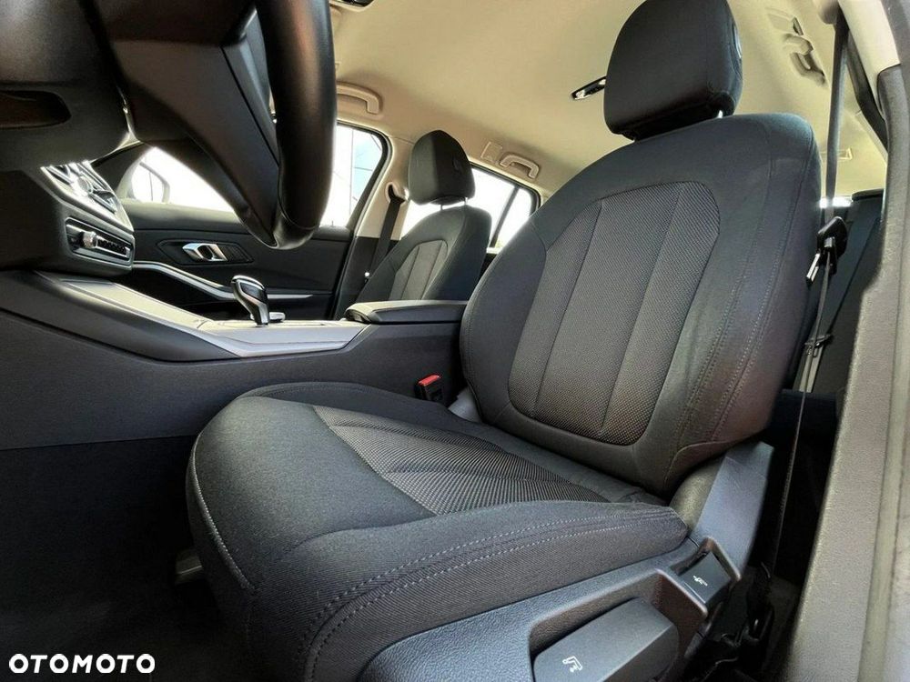BMW Seria 3 - 11