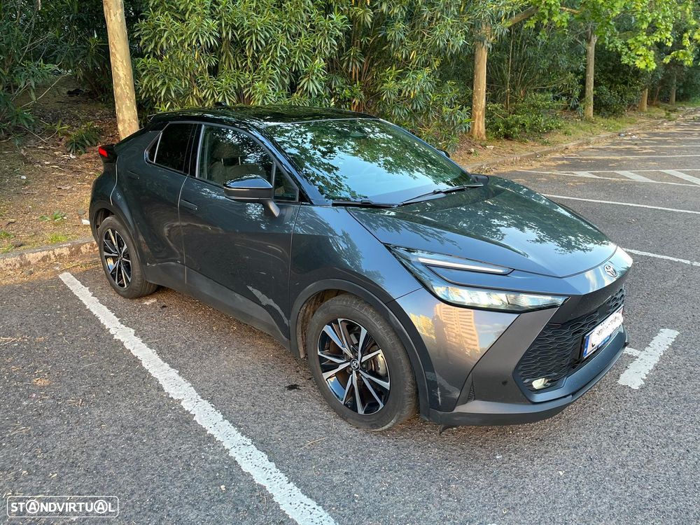 Toyota C-HR 2.0 Hybrid Square Collection - 2