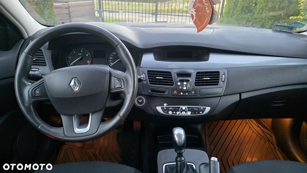 Renault Laguna - 8