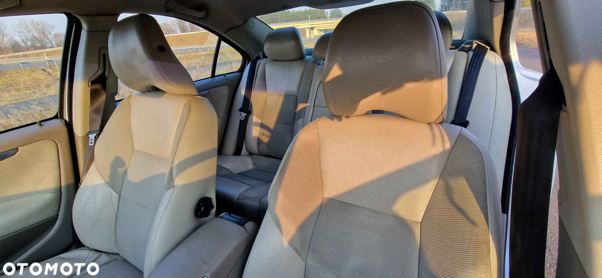 Volvo S60 - 17