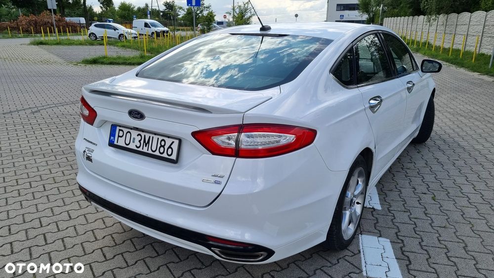 Ford Fusion 2.0 EcoBoost Titanium - 22