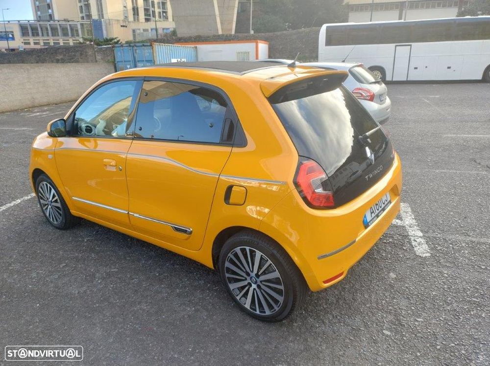 Renault Twingo Z.E. 22 Intens - 4