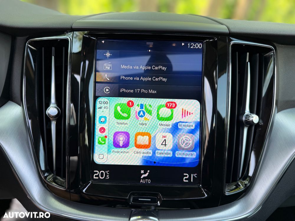 Volvo XC 60 Recharge T8 Twin Engine eAWD Inscription - 28