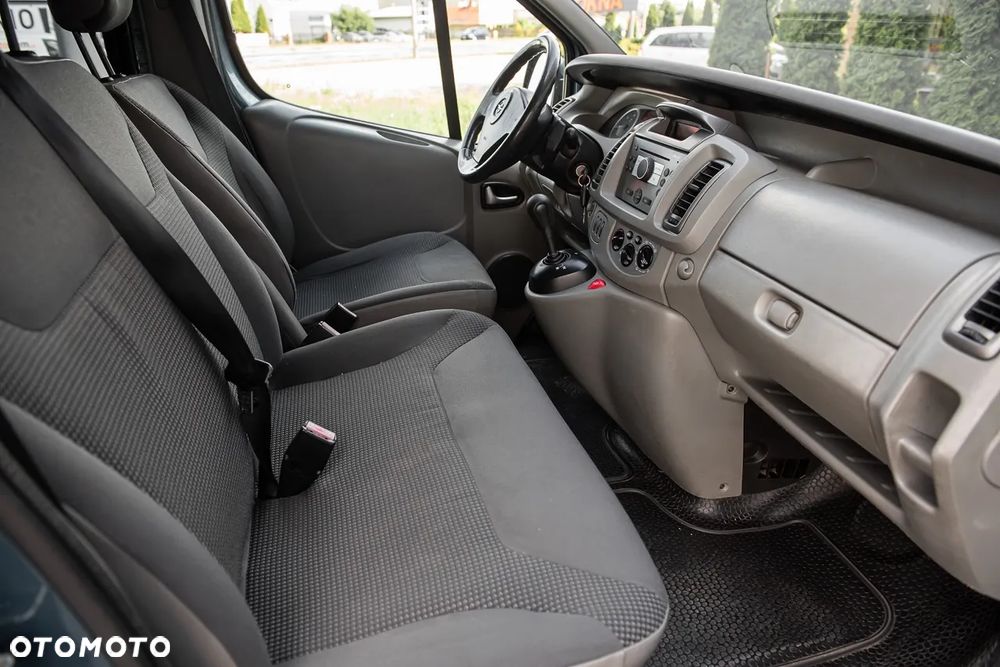 Opel Vivaro - 20
