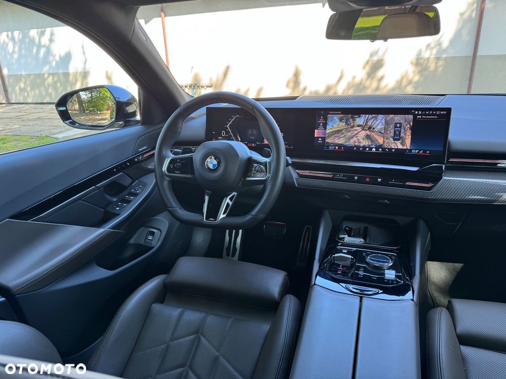 BMW Seria 5 520d xDrive mHEV M Sport - 32