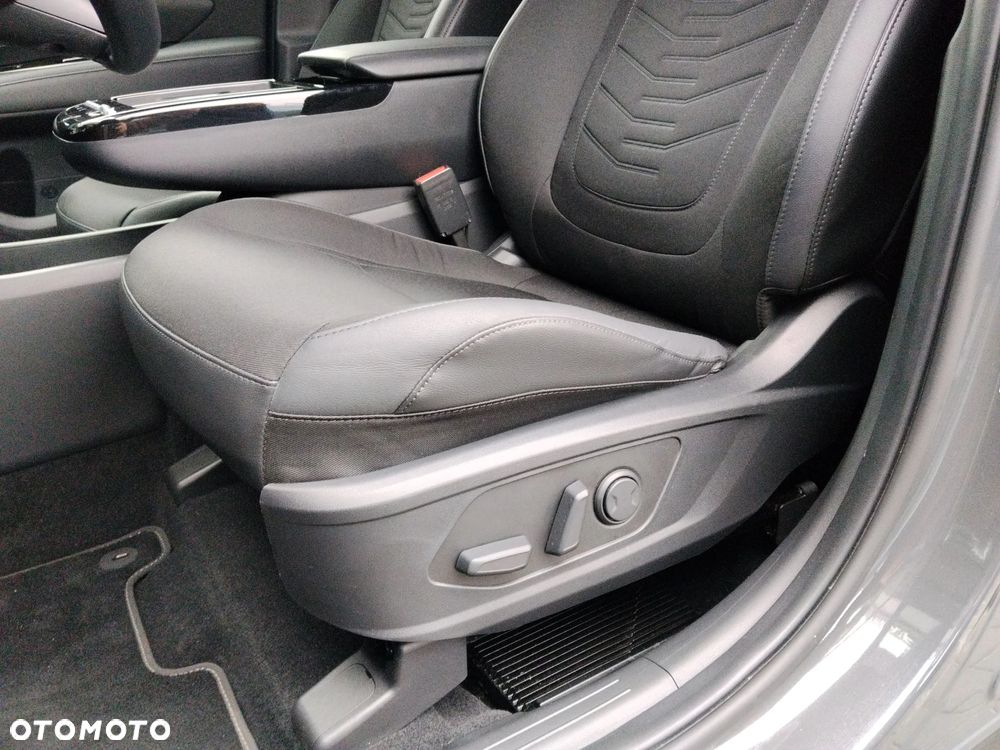 Hyundai Tucson 1.6 T-GDi HEV Executive 2WD - 12