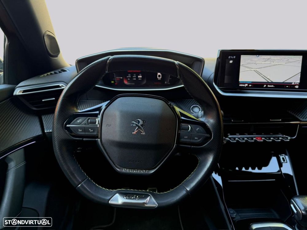 Peugeot 2008 - 12