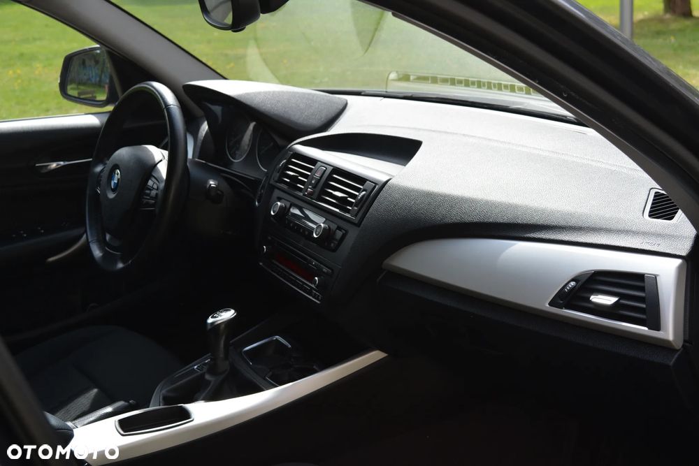 BMW Seria 1 - 10