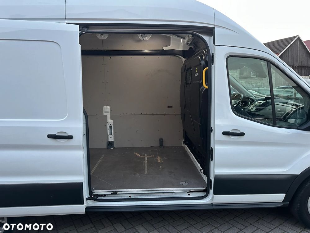 Ford TRANSIT - 12