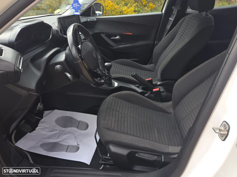 Peugeot 2008 1.5 BlueHDi Allure - 23