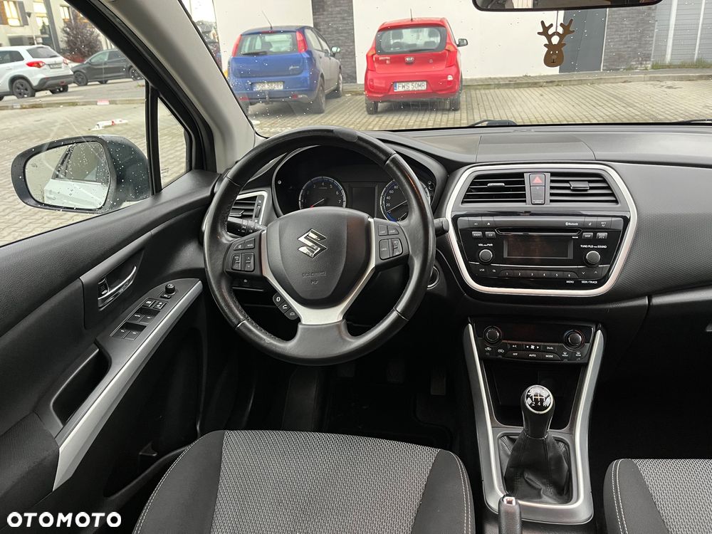 Suzuki SX4 1.6 Premium - 6