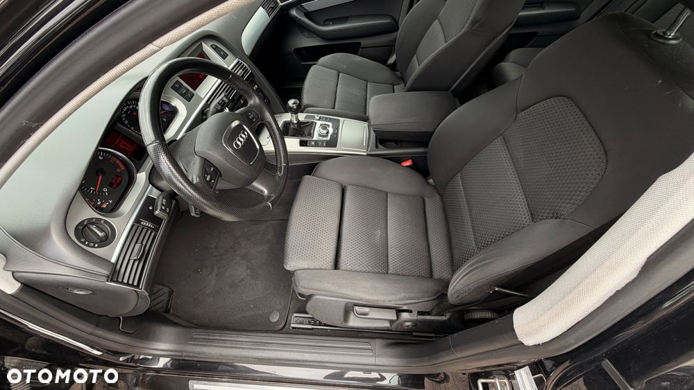 Audi A6 Avant - 30