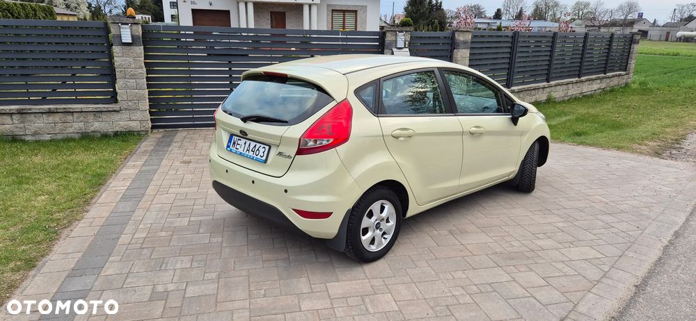 Ford Fiesta - 5