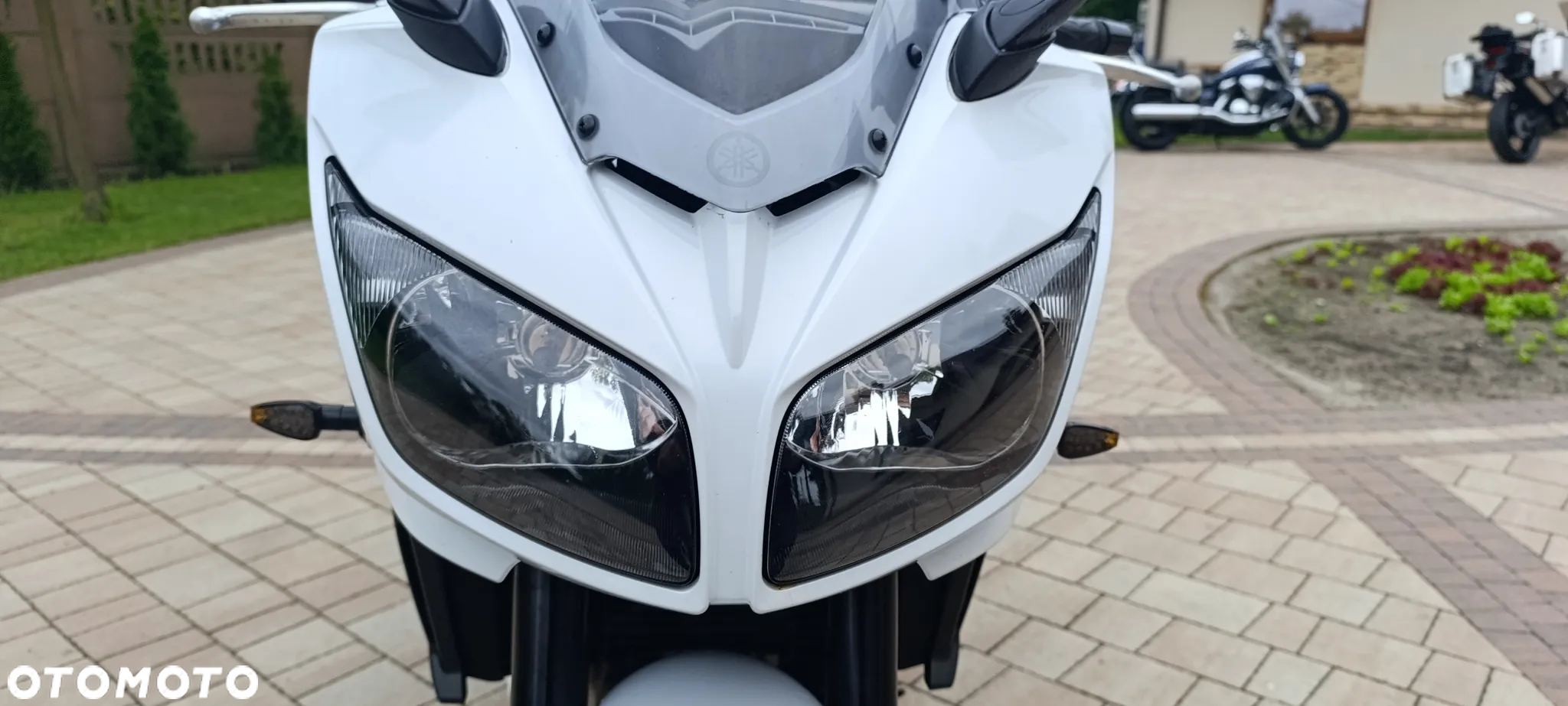 Yamaha FZ - 18