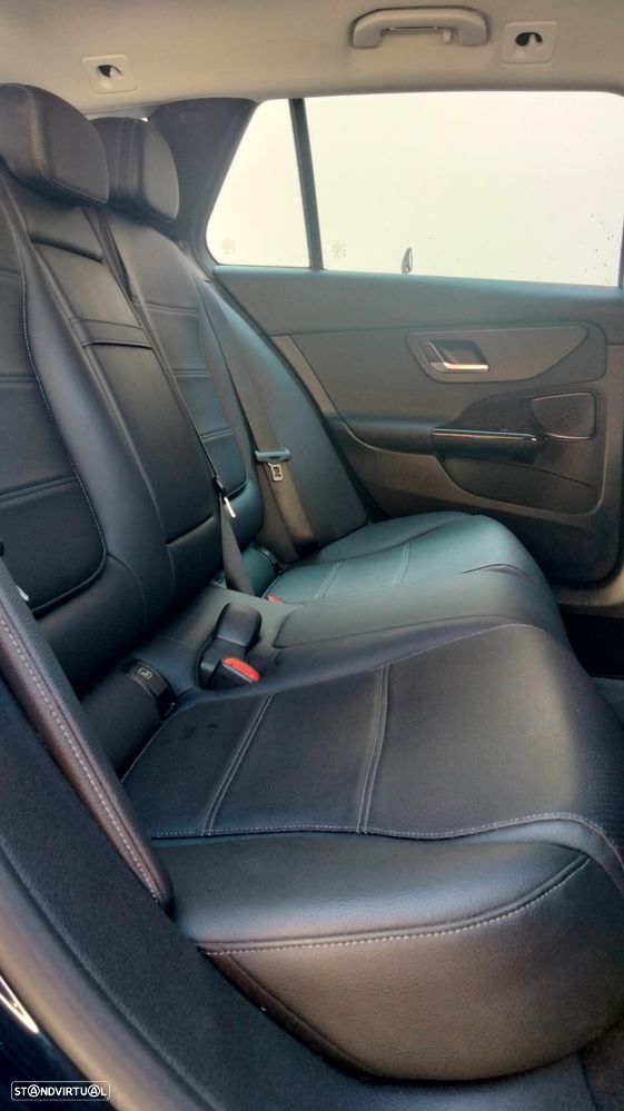 Mercedes-Benz C 300 - 11