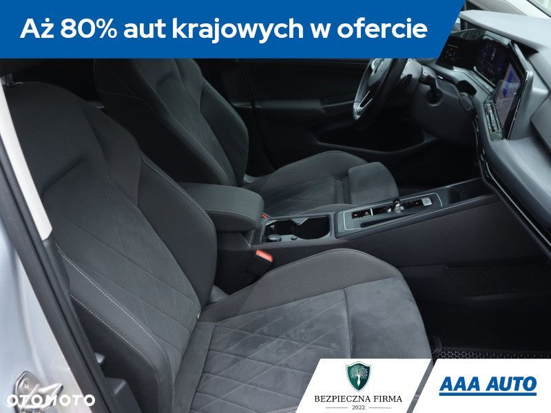 Volkswagen Golf - 11
