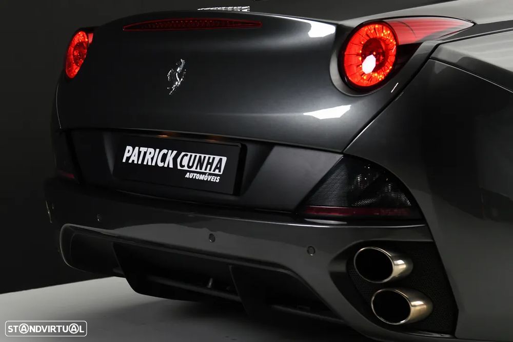 Ferrari California - 13