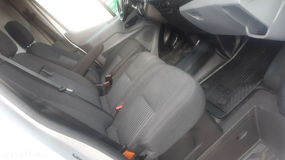 Ford Transit - 14