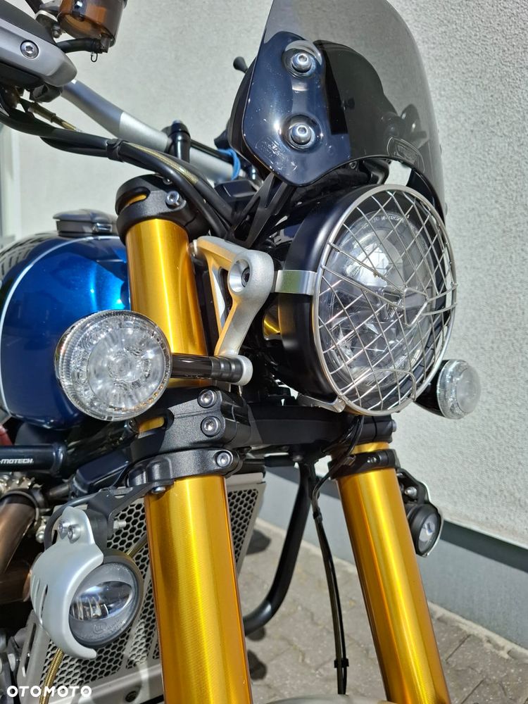 Triumph Scrambler - 10