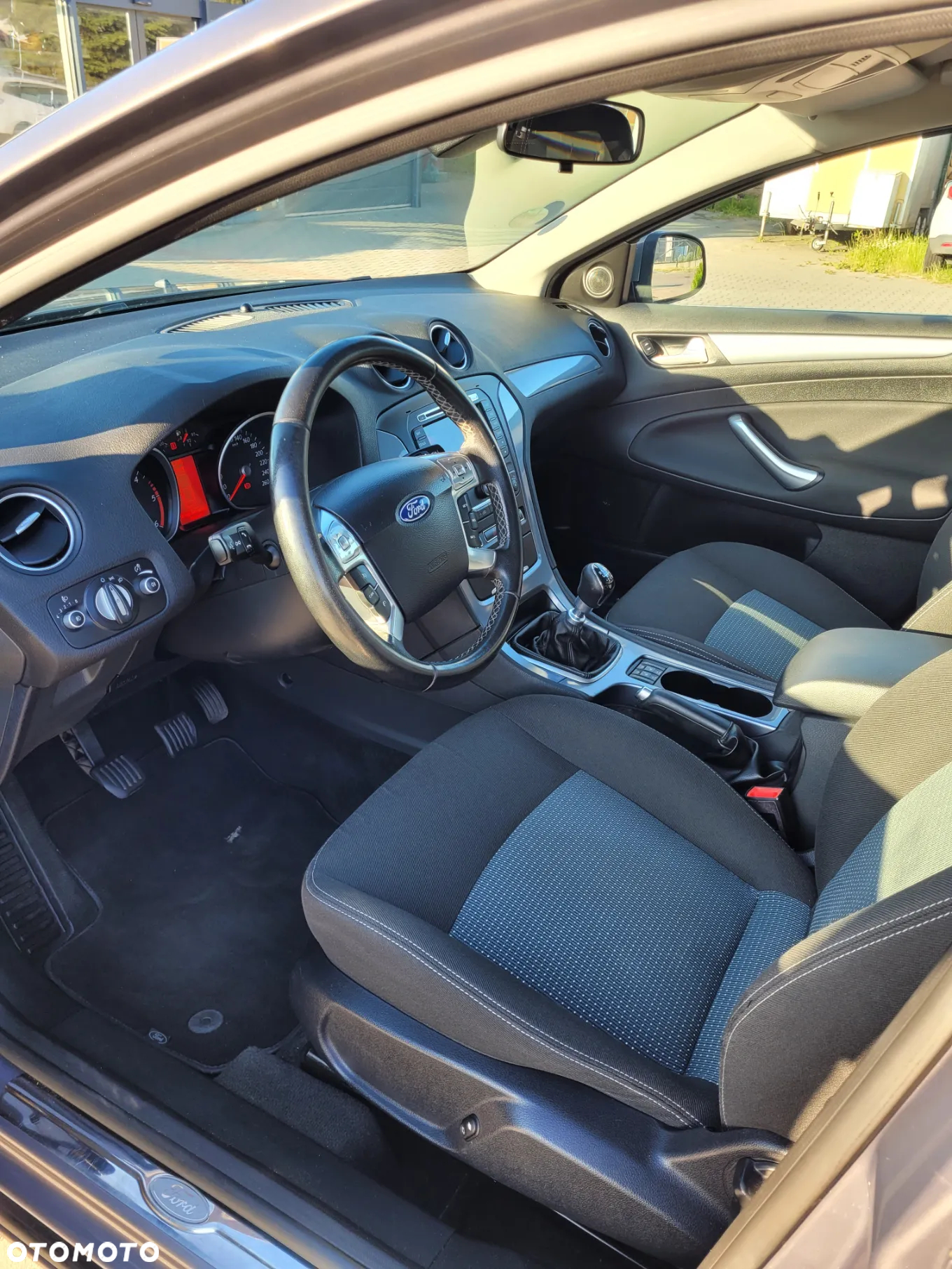 Ford Mondeo 2.0 TDCi Titanium - 5