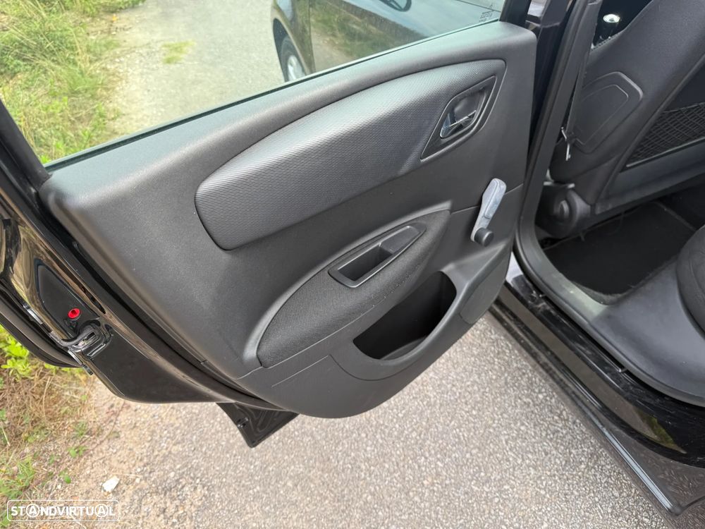 Citroën C4 1.6 HDi SX - 11